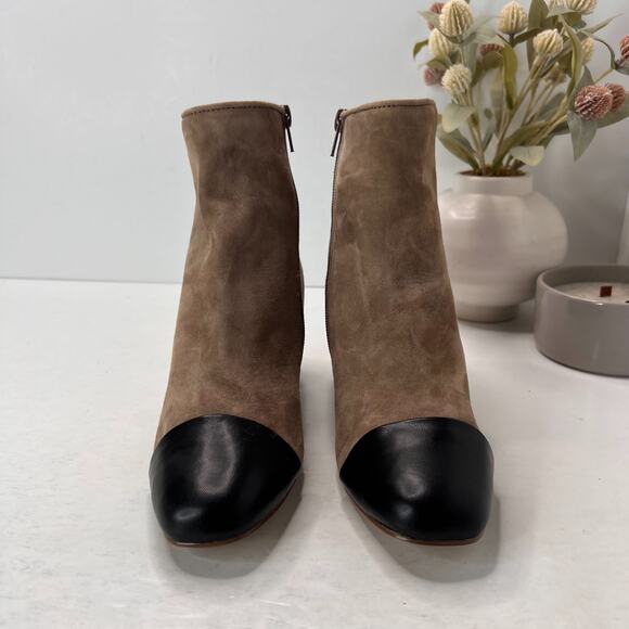 Steve Madden Jaslynn Leather/Synthetic Cap Toe Boot Taupe/Black Women 6.5M - Picture 2 of 10